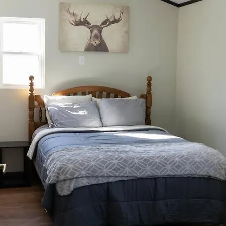 Rustic 2 Bedroom Cabin 20 Mins From Calamus Res. Taylor Exterior photo